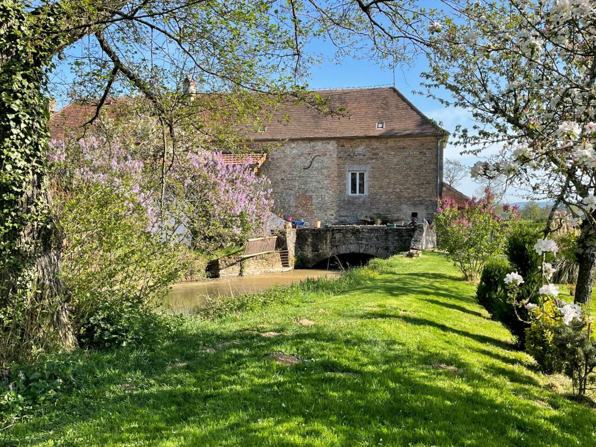 Moulin De Pras Bed & Breakfast Sigy-le-Chatel Bagian luar foto